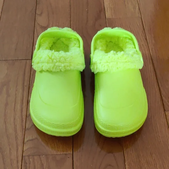 Cute boys faux fur sock slippers - Picture 2 of 4